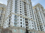 Satılır 3 otaqlı 168.1 m2 yeni tikili Elmlər Akademiyası m.