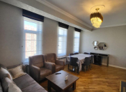 İcarəyə verilir 3 otaqlı 110 m2 yeni tikili 28 May m.