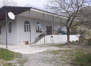 İcarəyə verilir 3 otaqlı 150 m2 həyət evi Şəki
