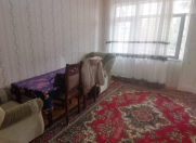 İcarəyə verilir 2 otaqlı 55 m2 köhnə tikili Memar Əcəmi m.