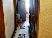 Satılır 4 otaqlı 95 m2 köhnə tikili İnşaatçılar m.
