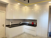 İcarəyə verilir 2 otaqlı 70 m2 yeni tikili İnşaatçılar m.