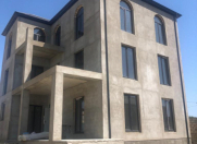 Satılır 8 otaqlı 500 m2 villa Şıxov