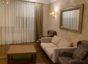 İcarəyə verilir 2 otaqlı 81 m2 yeni tikili Elmlər Akademiyası m.