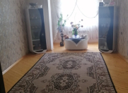 Satılır 4 otaqlı 107 m2 köhnə tikili Xalqlar Dostluğu m.