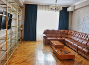 İcarəyə verilir 3 otaqlı 101 m2 yeni tikili 28 May m.