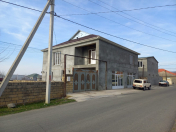 Satılır 7 otaqlı 234 m2 villa Oğuz