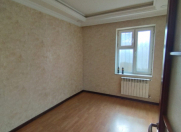 Satılır 3 otaqlı 86 m2 həyət evi İnşaatçılar m.