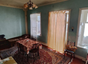 Satılır 5 otaqlı 100 m2 köhnə tikili Nizami m.