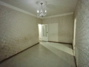 Satılır 5 otaqlı 100 m2 köhnə tikili Yeni Yasamal