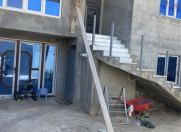 Satılır 8 otaqlı 240 m2 həyət evi Binə