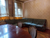 İcarəyə verilir 3 otaqlı 60 m2 köhnə tikili Nəriman Nərimanov m.