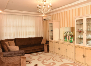 Satılır 6 otaqlı 145 m2 köhnə tikili Əhmədli m.