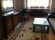 İcarəyə verilir 2 otaqlı 60 m2 köhnə tikili Elmlər Akademiyası m.