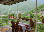 İcarəyə verilir 4 otaqlı 90 m2 həyət evi Şəki