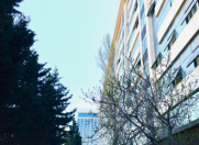 Satılır 2 otaqlı 60 m2 köhnə tikili Səbail r.