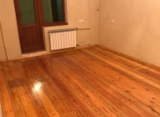 Satılır 2 otaqlı 50 m2 köhnə tikili Xalqlar Dostluğu m.