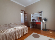 Satılır 5 otaqlı 200 m2 həyət evi Biləcəri