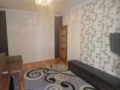 İcarəyə verilir 3 otaqlı 81 m2 köhnə tikili Yeni Yasamal