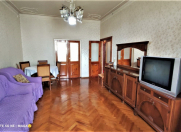 İcarəyə verilir 3 otaqlı 85 m2 köhnə tikili Nəriman Nərimanov m.