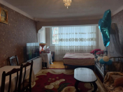 Satılır 3 otaqlı 70 m2 köhnə tikili 3 mkr