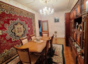 Satılır 5 otaqlı 100 m2 köhnə tikili Əhmədli m.