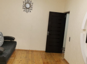 Satılır 4 otaqlı 80 m2 köhnə tikili Y.Günəşli