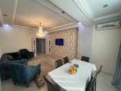 Satılır 3 otaqlı 120 m2 yeni tikili Azadlıq prospekti m.