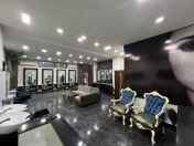 İcarəyə verilir 4 otaqlı 180 m2 obyekt Memar Əcəmi m.