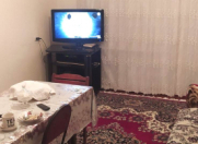 Satılır 4 otaqlı 100 m2 köhnə tikili Qara Qarayev m.