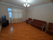 İcarəyə verilir 3 otaqlı 110 m2 yeni tikili Qələbə dairəsi