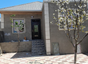 Satılır 3 otaqlı 100 m2 həyət evi Binə
