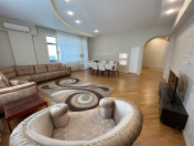 İcarəyə verilir 3 otaqlı 142 m2 yeni tikili Badamdar