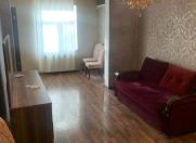 İcarəyə verilir 3 otaqlı 60 m2 köhnə tikili Memar Əcəmi m.