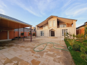 Satılır 9 otaqlı 500 m2 həyət evi Mərdəkan