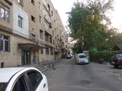 Satılır 5 otaqlı 110 m2 köhnə tikili Qaraçuxur