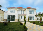 Satılır 4 otaqlı 240 m2 bağ evi Mərdəkan