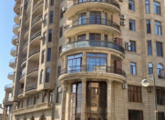 Satılır 5 otaqlı 230 m2 yeni tikili İçəri Şəhər m.