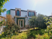 İcarəyə verilir 4 otaqlı 180 m2 bağ evi Şüvəlan