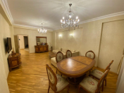 Satılır 3 otaqlı 135 m2 yeni tikili Nəriman Nərimanov m.