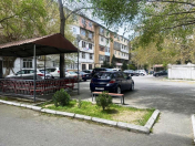 Satılır 3 otaqlı 80 m2 köhnə tikili 8 km