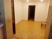 Satılır 4 otaqlı 74 m2 köhnə tikili Biləcəri