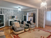 Satılır 5 otaqlı 130 m2 köhnə tikili 8 mkr