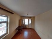 Satılır 1 otaqlı 40 m2 köhnə tikili Qaraçuxur