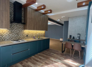 İcarəyə verilir 3 otaqlı 136 m2 yeni tikili Elmlər Akademiyası m.