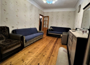 Satılır 3 otaqlı 80 m2 köhnə tikili Qara Qarayev m.