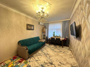 Satılır 2 otaqlı 60 m2 köhnə tikili 9 mkr