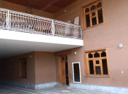 Satılır 10 otaqlı 405 m2 həyət evi Gəncə