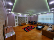 İcarəyə verilir 3 otaqlı 150 m2 yeni tikili İnşaatçılar m.