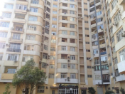 Satılır 4 otaqlı 180 m2 yeni tikili Rəssamlıq Akademiyası